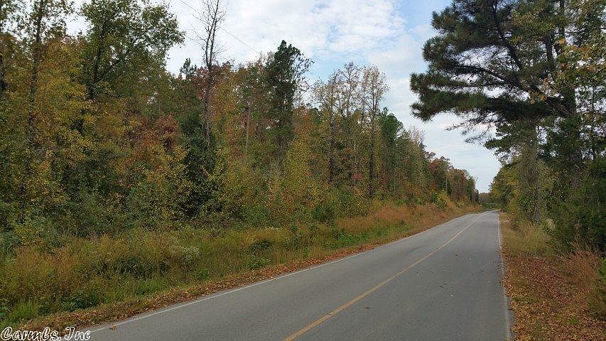 2nd image of Lake Winona Rd