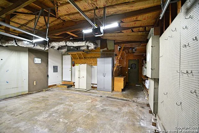 571 W Merriweather St — Photo 25