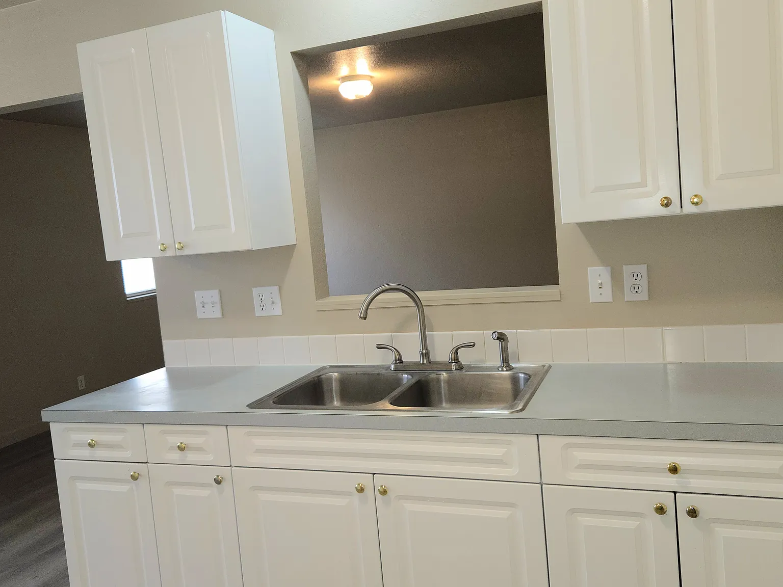 2 bed, 850 sqft, $1,495 — Photo 4