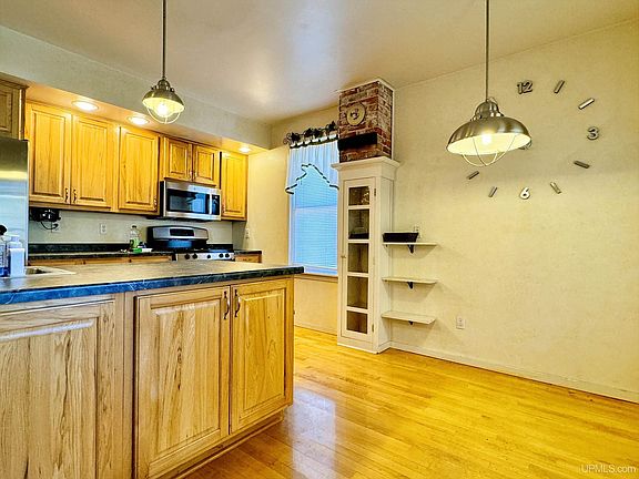 5th image of 51944 Tamarack St