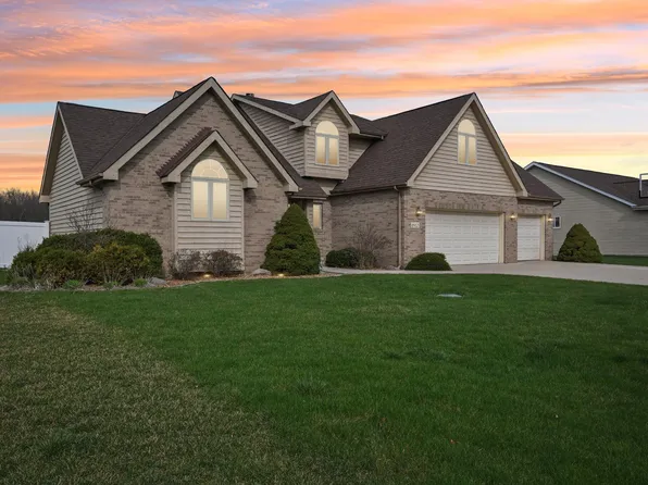 612 Merganser Dr, Hobart, IN 46342