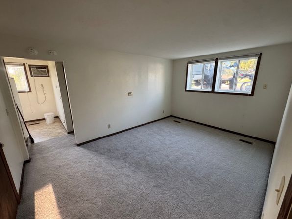 208 Spruce St #3