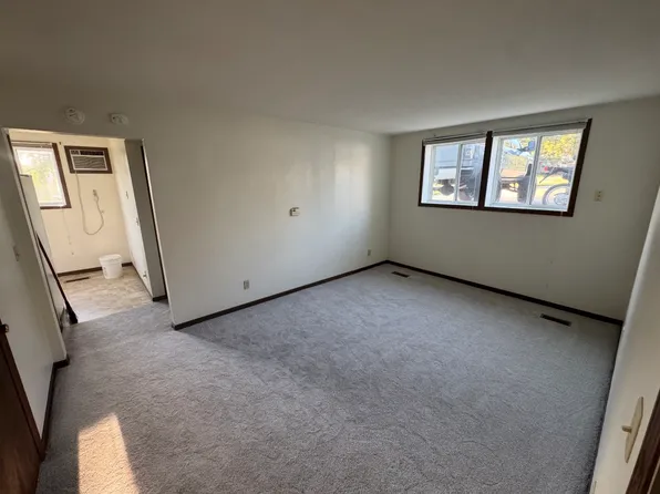 208 Spruce St #3, De Soto, IA 50069
