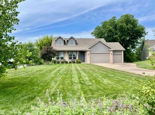 8747 N Stone Farm, Edgerton, WI 53534