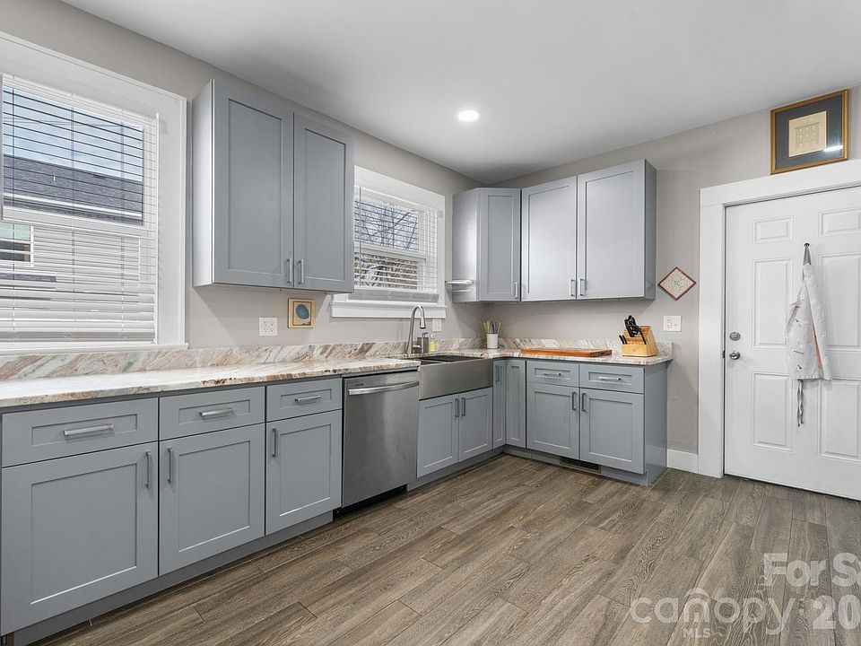 13th image of this home