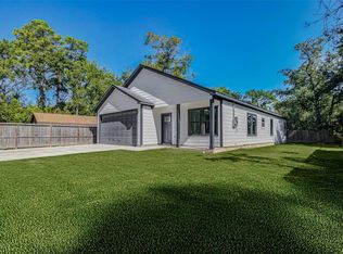 6705 Roanoke St, Houston, TX 77028