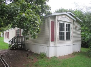 6513 N Lake Rd, Brooklyn, MI 49230