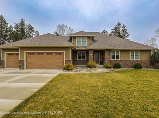 3204 Trillium Dr, Lansing, MI 48906