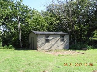 1916 County Road 1220, Tuttle, OK 73089