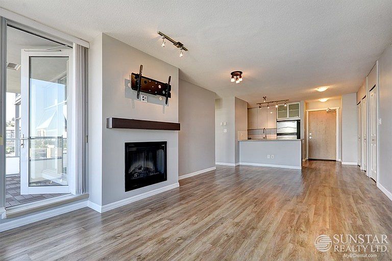 1st image of 2289 Yukon Cres