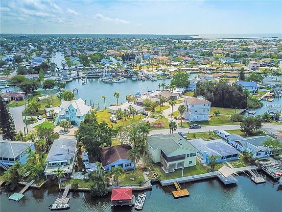 3rd image of 6323 Harbor Dr