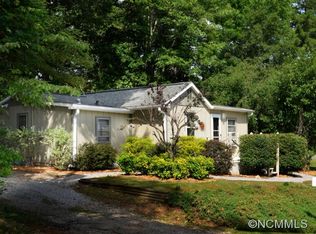 7 Ridgeway Dr, Asheville, NC 28806