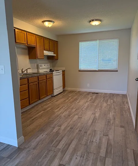 816 E Hawaii Ave — Photo 1