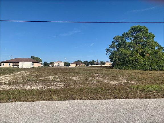 5th image of 1829 NW 15th Ter