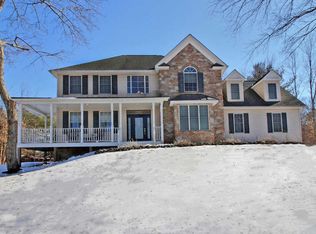 701 Kennedy Ct, East Stroudsburg, PA