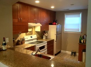 3962 9th Rd S, Arlington, VA 22204