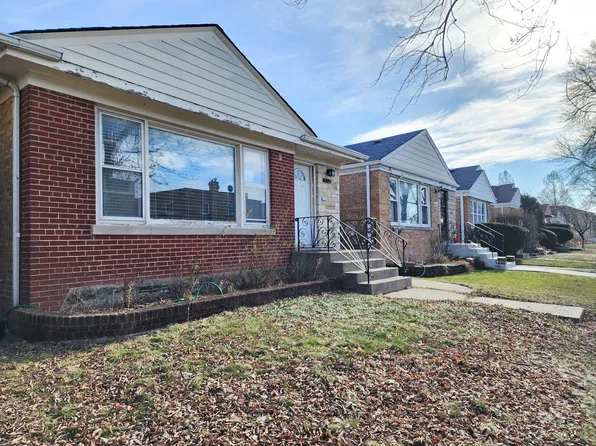 6327 N Kedzie Ave, Chicago, IL 60659