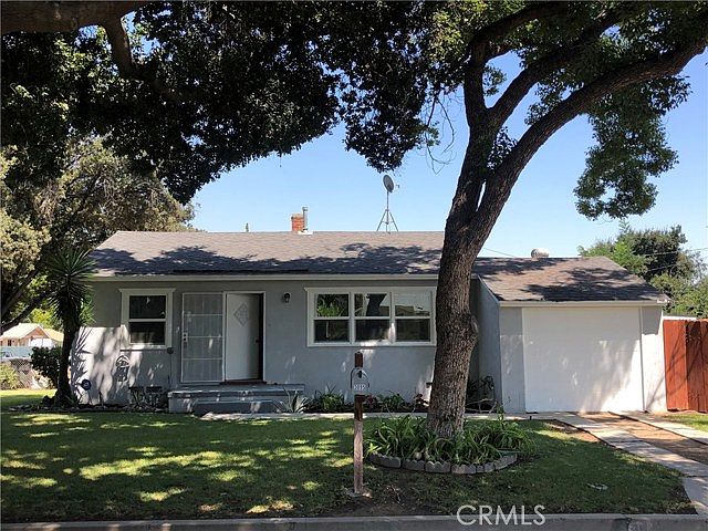 1st image of 3095 Lincoln Drive