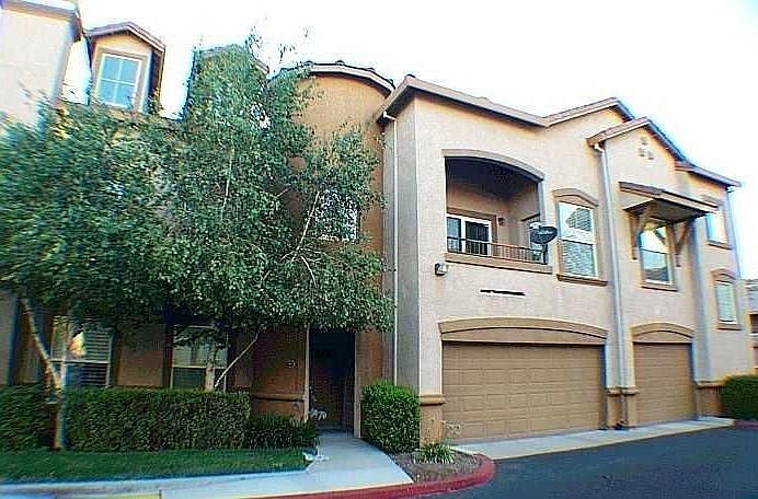 2nd image of 5350 Dunlay Dr Unit 614