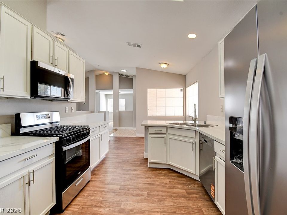 1st image of 2920 Robincrest Ct