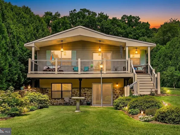 1138 Fawn Cv, Auburn, PA 17922