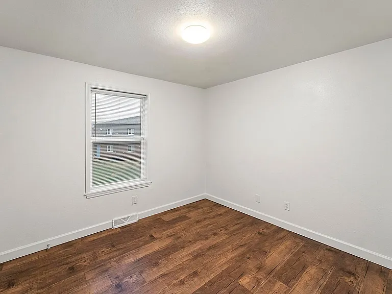 Metro Apartments At Bethalto — Photo 96