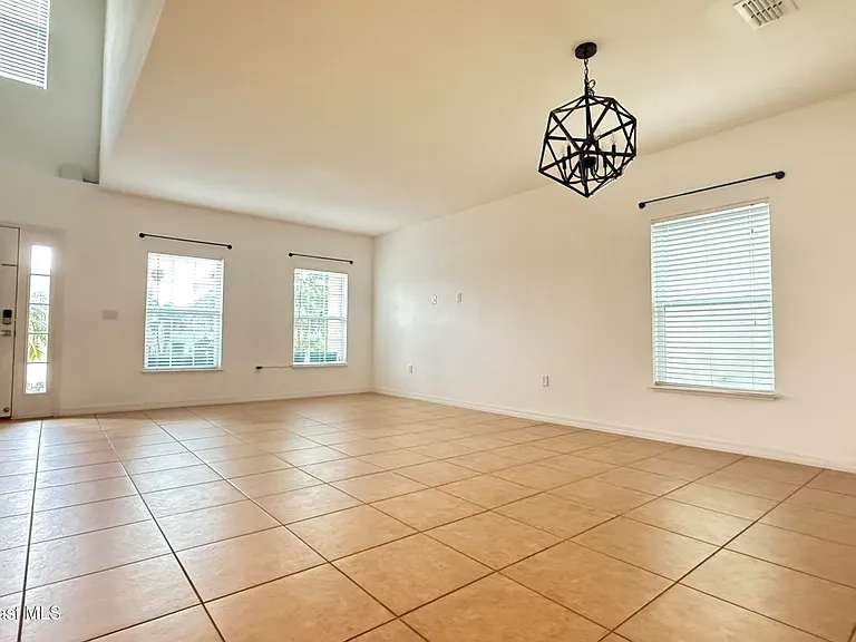 4121 Masira Ct — Photo 2