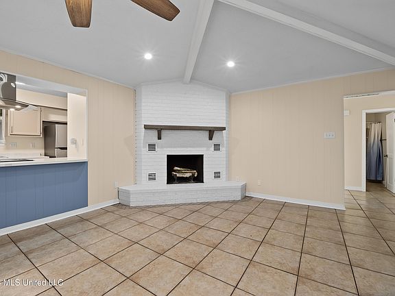 5th image of 139 Ridgeview Dr