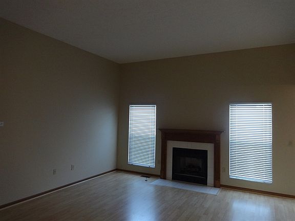 4th image of 5104 Hilliard Green Dr