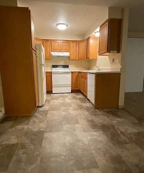 708 E Mission Ave #3 — Photo 6