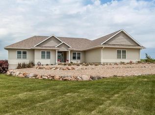 4670 Heins Rd, Center Point, IA 52213