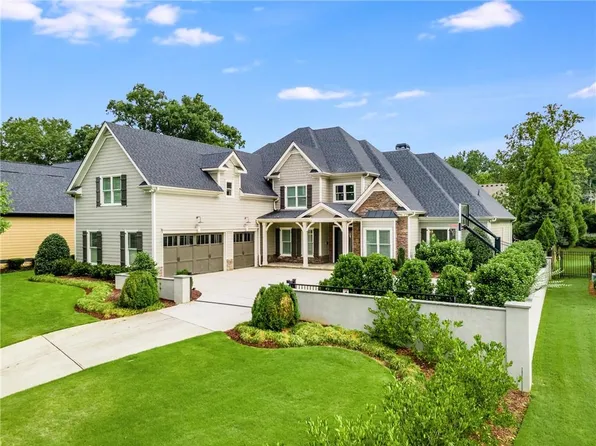 2085 Cambridge Ave, College Park, GA 30337