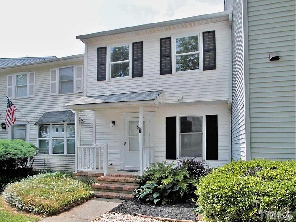 1st image of 6 Grove Park Rd