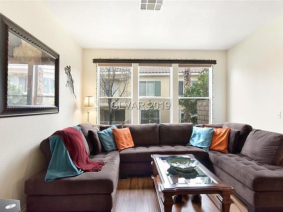 4th image of 251 S Green Valley Pkwy Unit 5413