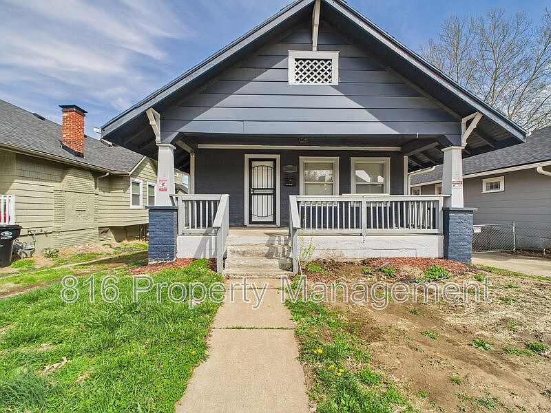 1st image of 1219 S Ash Ave