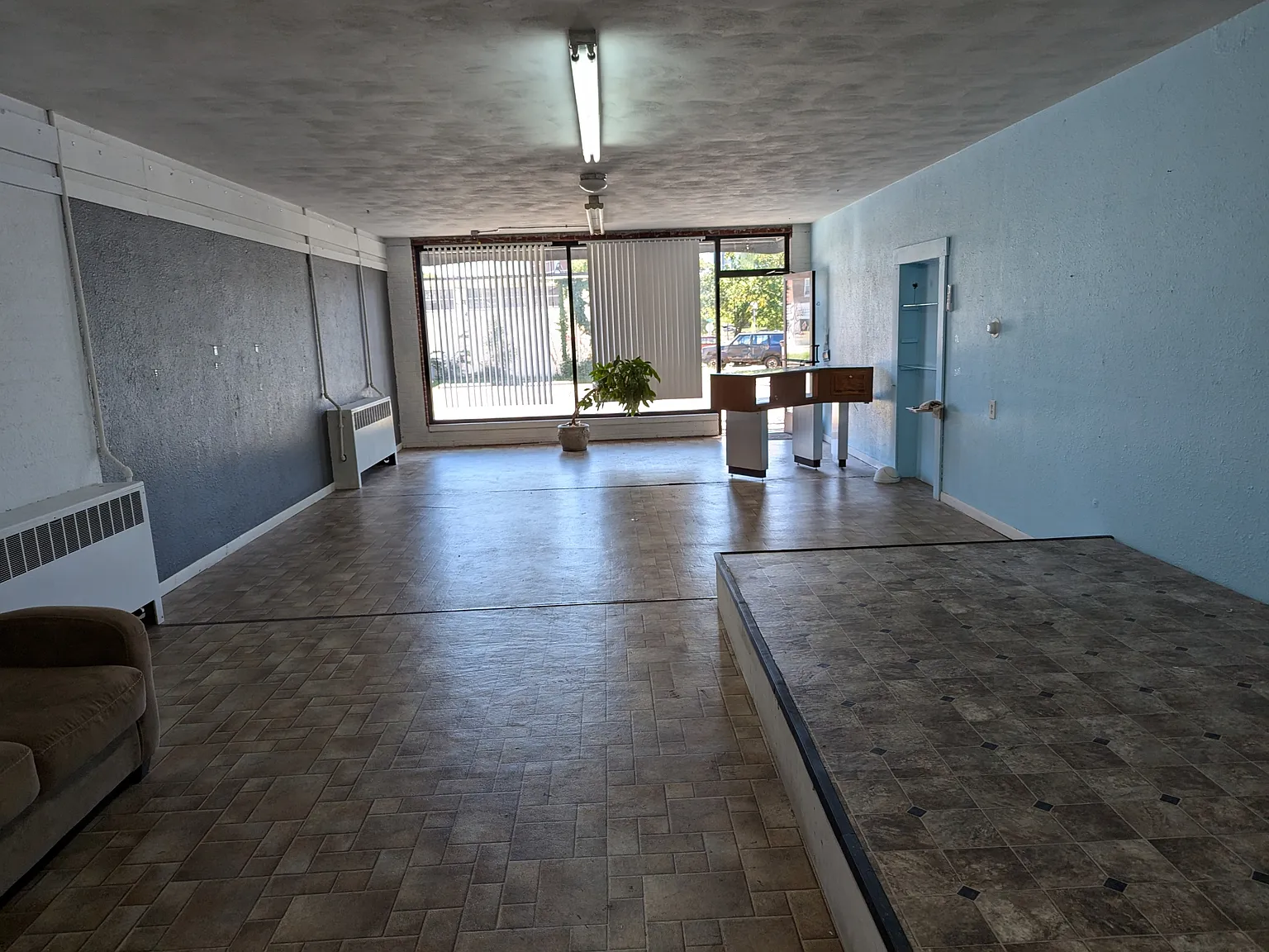221 South Locust Street — Photo 2