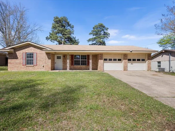 1211 Brookshire Dr, Tyler, TX 75701