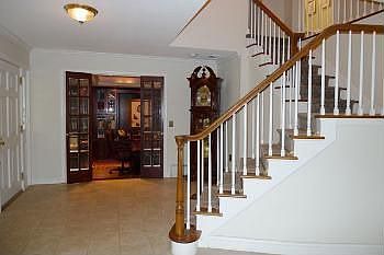 3rd image of 36 Kenwood Dr