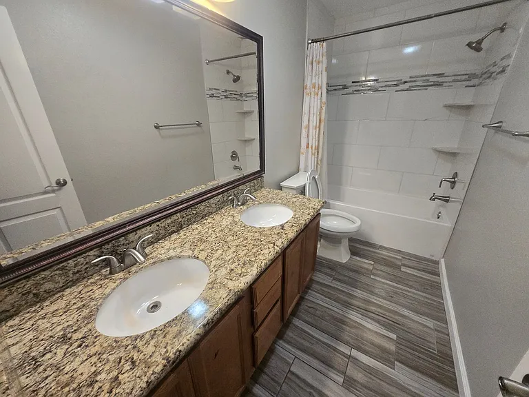 3454 Castle Glen Dr #113 — Photo 25