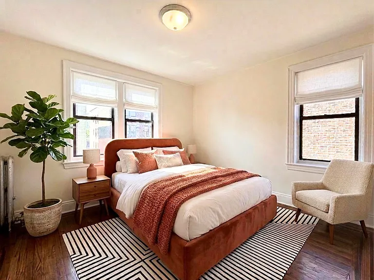 2106 Linden St #3F — Photo 1