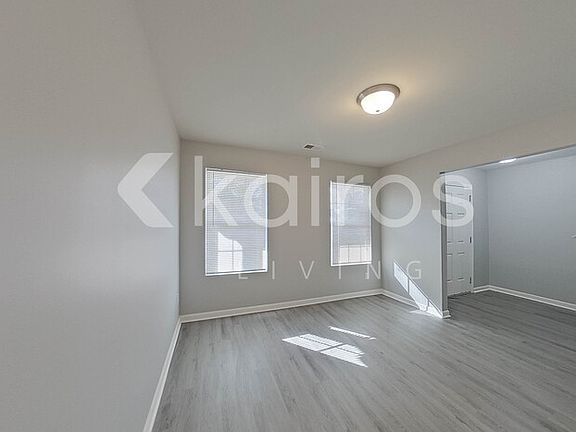 4th image of 633 Canal St