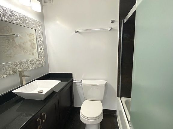 5th image of 330 E 38th St APT 26B