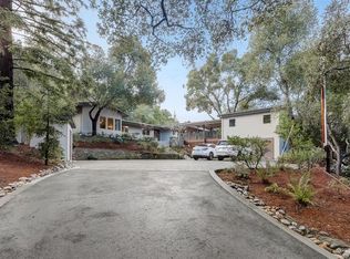 150 Fawn Ln, Portola Valley, CA 94028