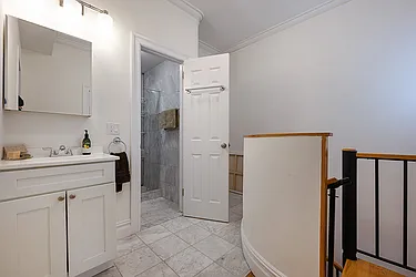 Rented by Rita S Citrin, LREB