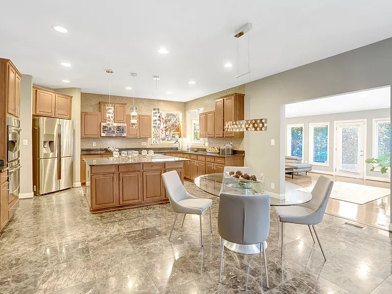 4900 Sunset Ln — Photo 18
