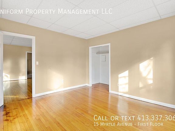 3rd image of 15 Myrtle Ave APT 1