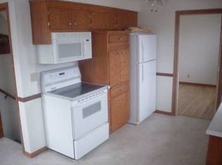189 Garden View Dr, Apple Valley, MN 55124