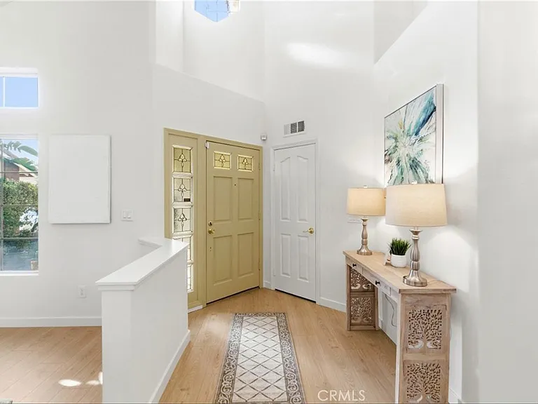 28360 Easton Ln — Photo 6