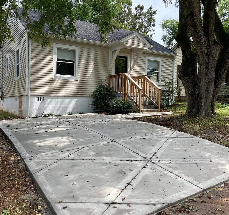 625 Midway Ave