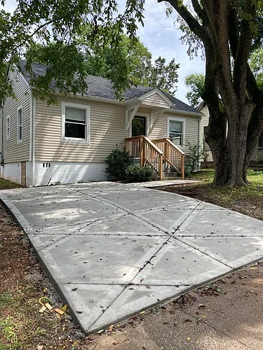 625 Midway Ave Photo 1